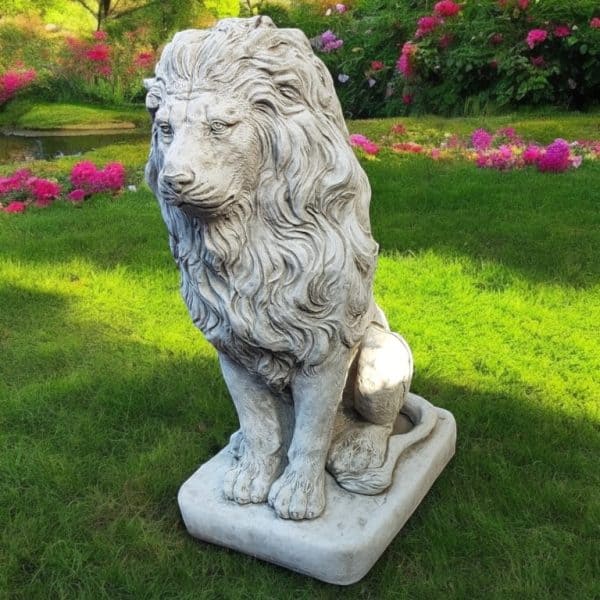 Large King Lion Garden Statue