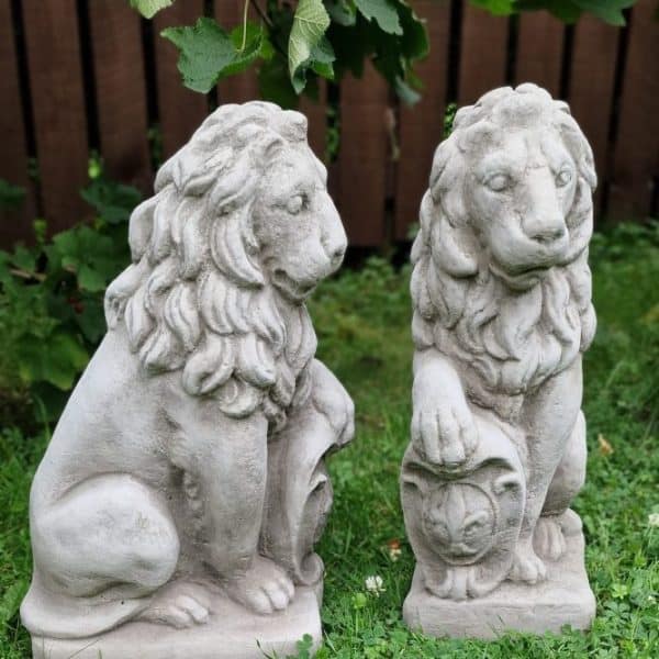 Pair of Shield Lion