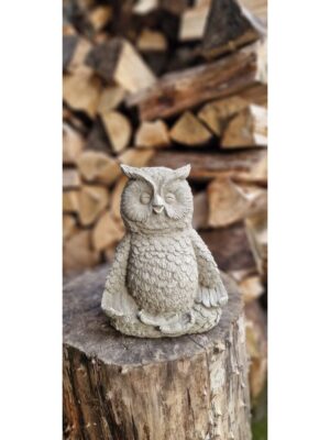Wise Owl Garden Statue – Handcrafted & Frostproof Outdoor Ornament